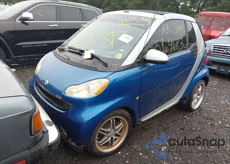 2008 Smart Fortwo Passion z USA, uszkodzony, nr VIN WMEEK31X78K130596